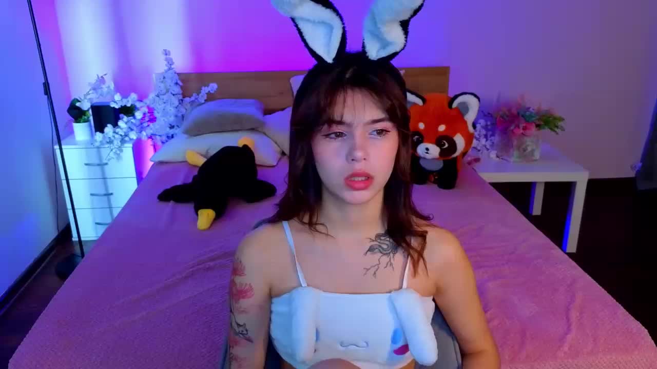CoralineJones Live Sex December 18, 2025