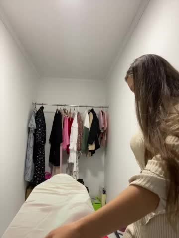 Potifays Live Sex December 14, 2025