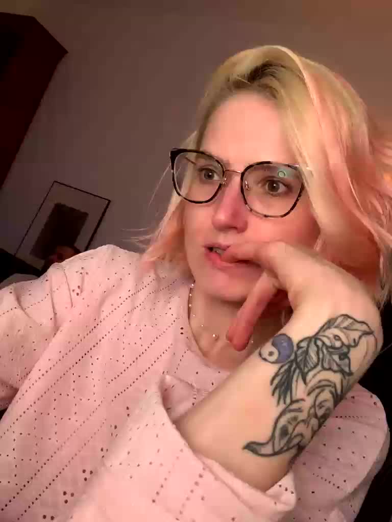 Sexy-Sweets Live Sex December 15, 2025