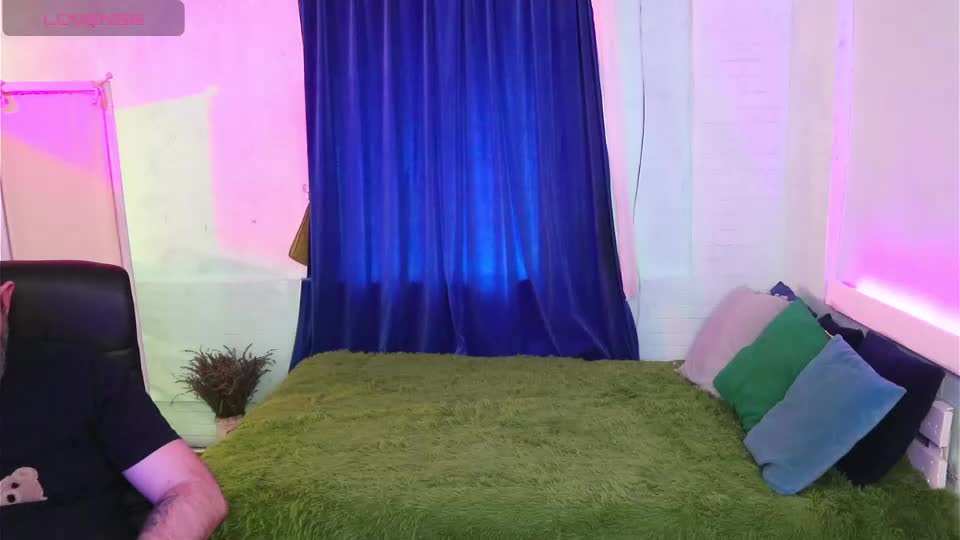 alisaaleks Live Sex December 17, 2025