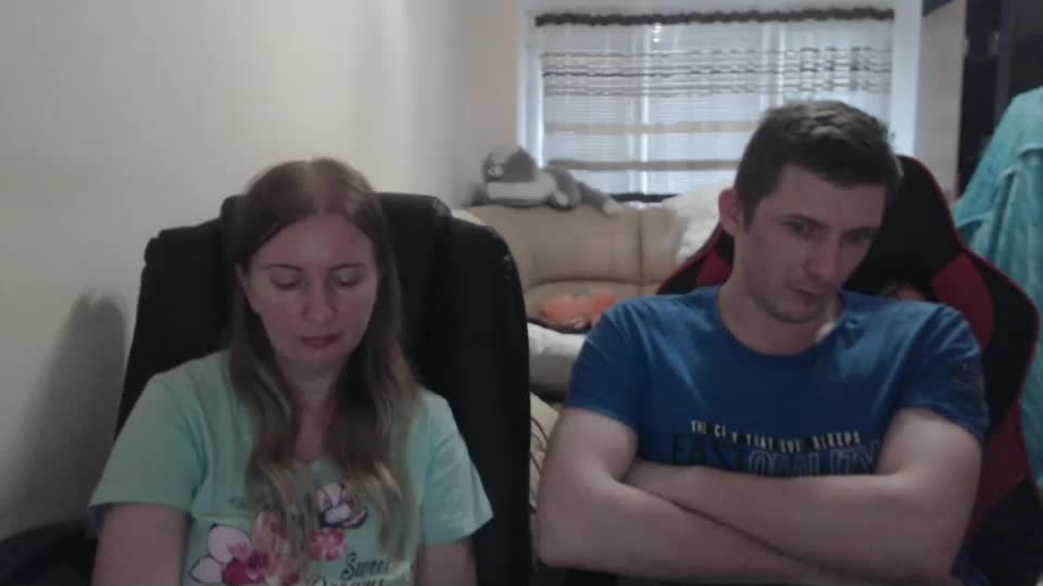 jenisandpeter Live Sex December 15, 2025