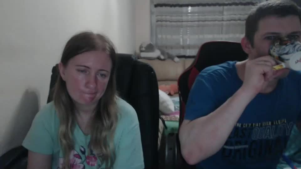 jenisandpeter Live Sex December 15, 2025