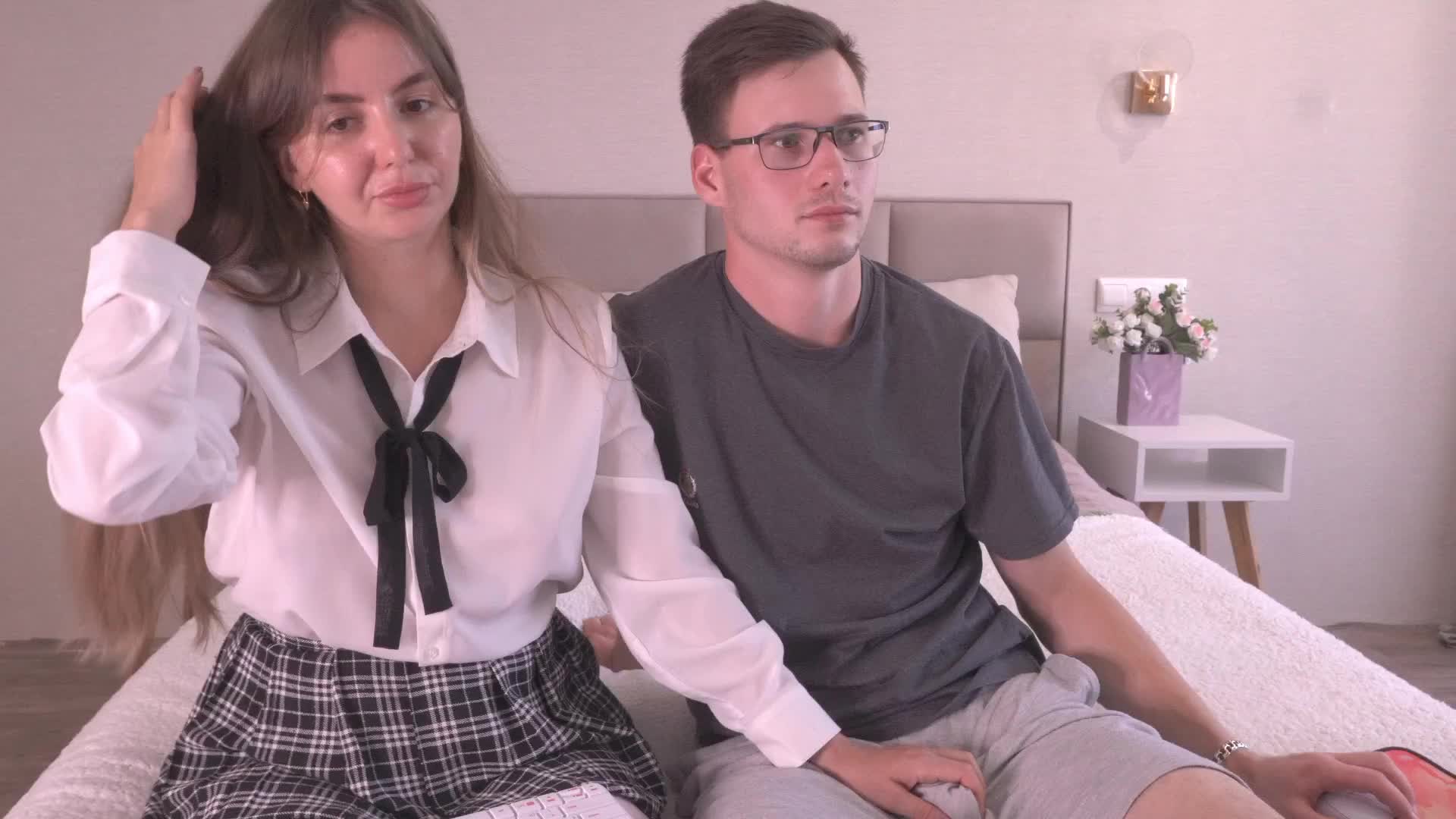 PashaAndMila Live Sex December 17, 2025