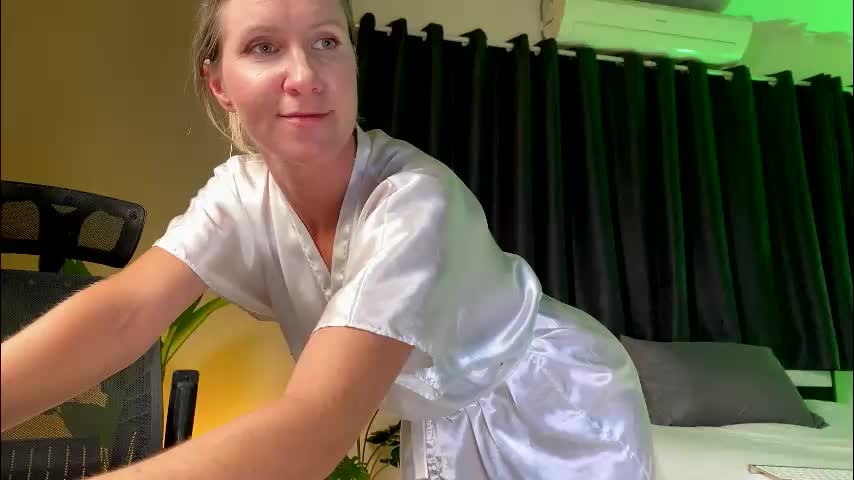 hotkatness Live Sex December 13, 2025