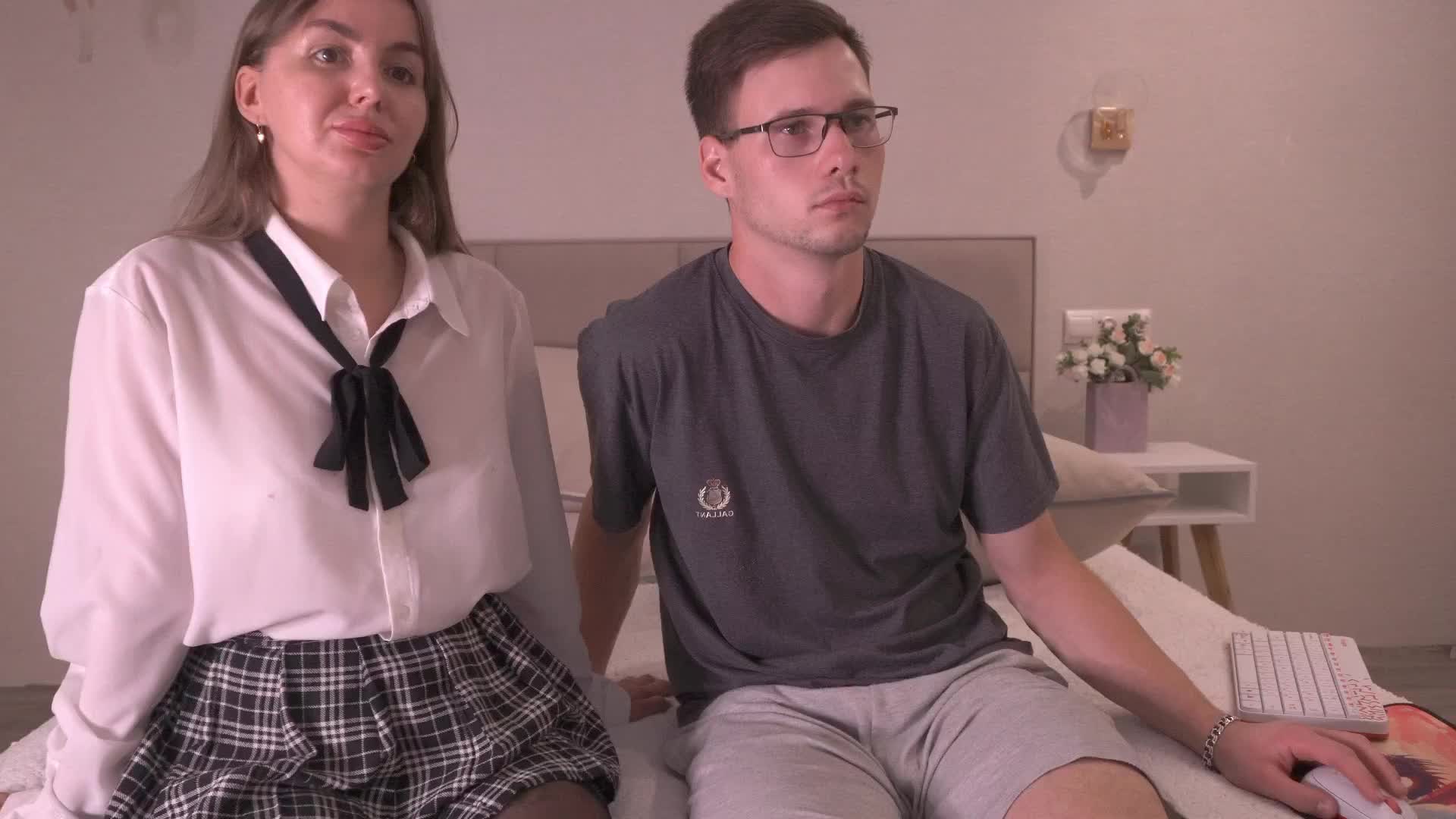 PashaAndMila Live Sex December 17, 2025