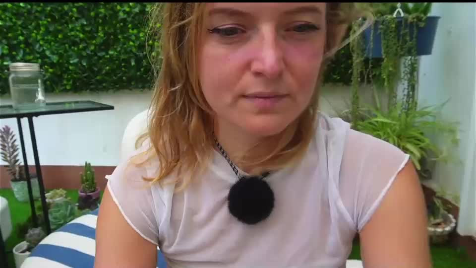 ameliasweety69 Live Sex December 13, 2025