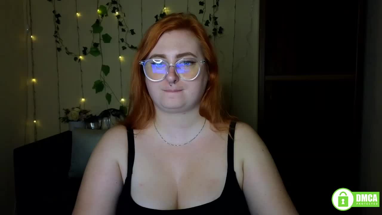 Aliciaredluv Live Sex December 17, 2025