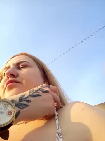 LianaJu Live Sex December 13, 2025