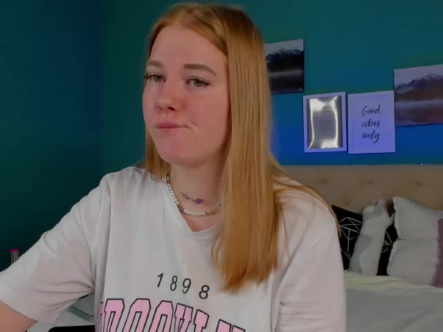 Dannaaaaa Live Sex December 17, 2025