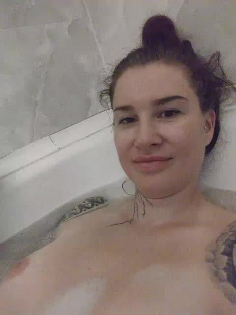 Dragon_fruit Live Sex December 18, 2025