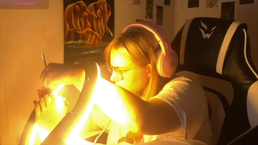 JacyWinslat Live Sex December 13, 2025