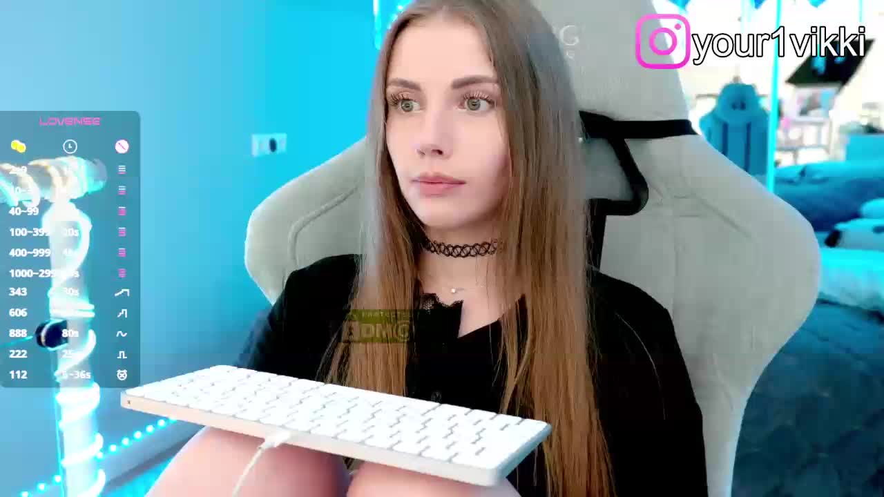 VikkiExtraCheese Live Sex December 17, 2025