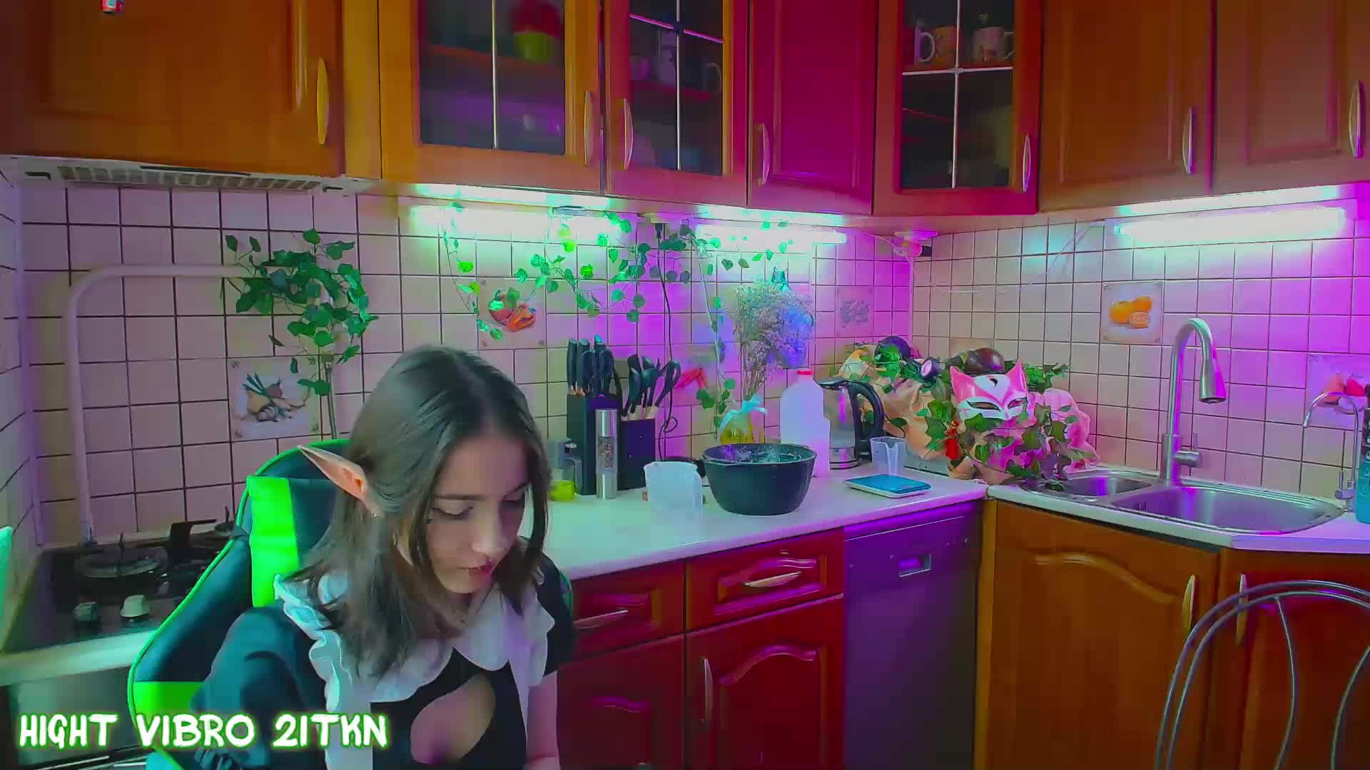 Tricky_Kitsune Live Sex December 17, 2025