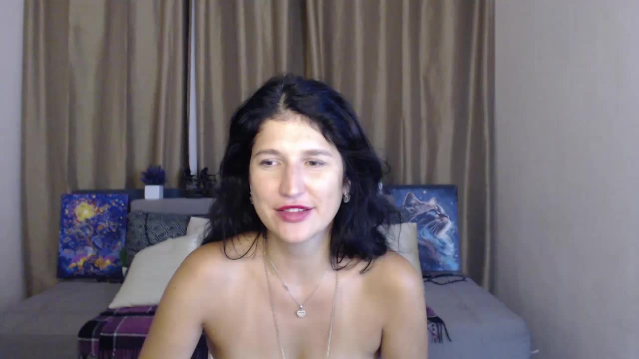 AliannaSoloKisses Live Sex December 15, 2025