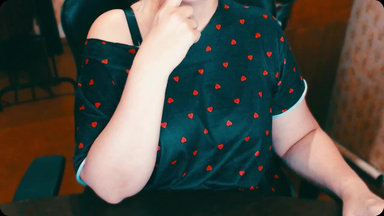 Alisa1917 Live Sex December 17, 2025