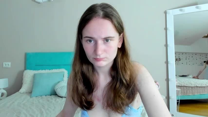 L1ittle_kitty_ Live Sex December 13, 2025