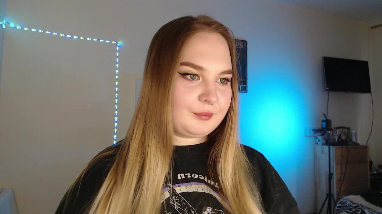 Greeenfriends6969 Live Sex December 13, 2025