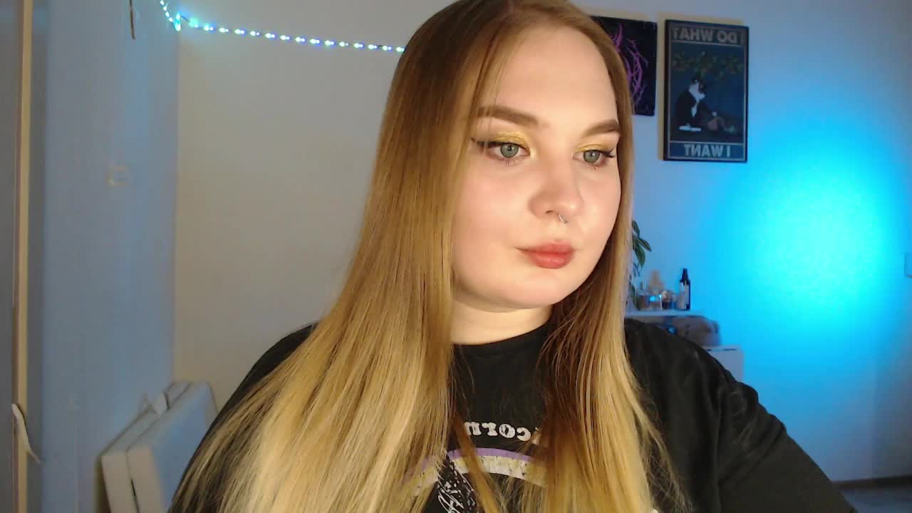 Greeenfriends6969 Live Sex December 13, 2025