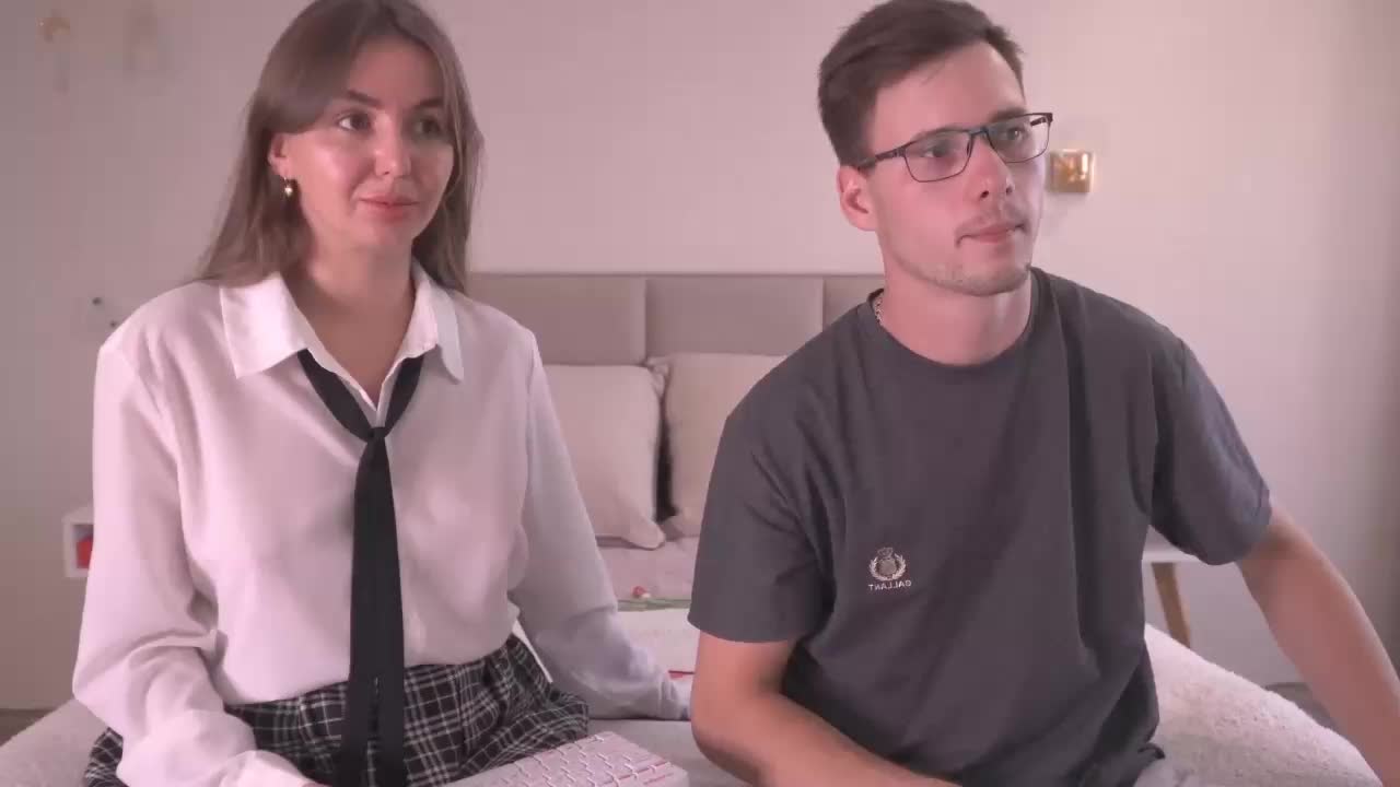 PashaAndMila Live Sex December 17, 2025