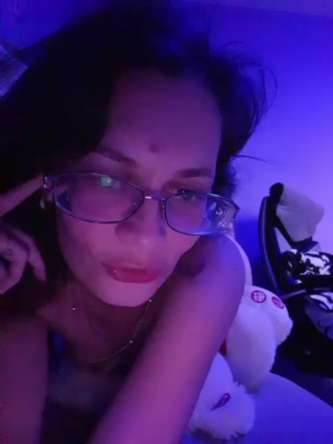 analiMilana Live Sex December 14, 2025