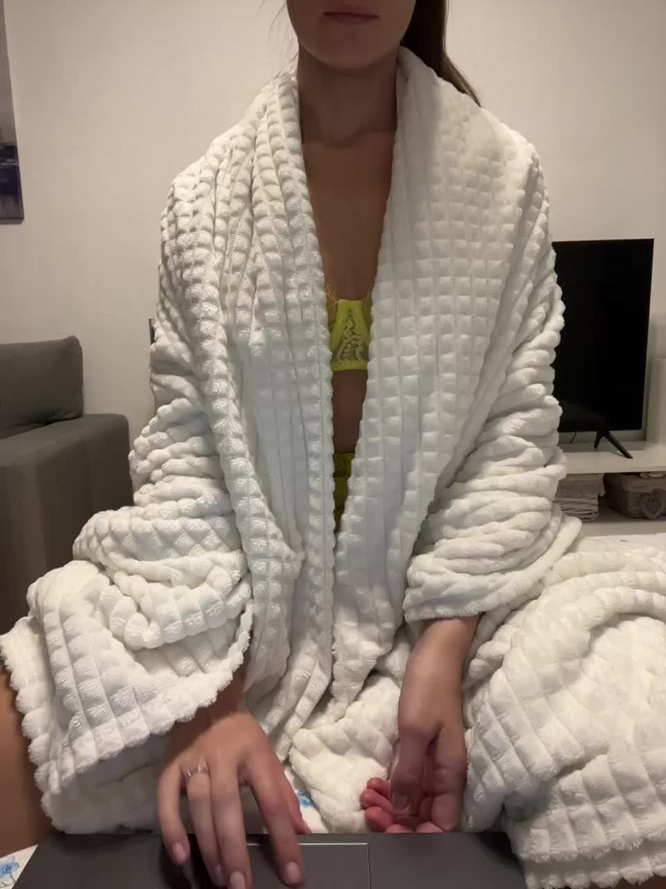 Honey-Girlss Live Sex December 13, 2025