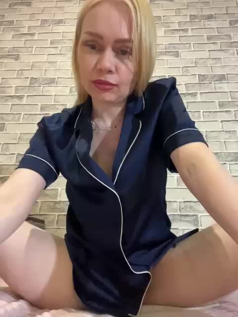 MirandaNow Live Sex December 14, 2025