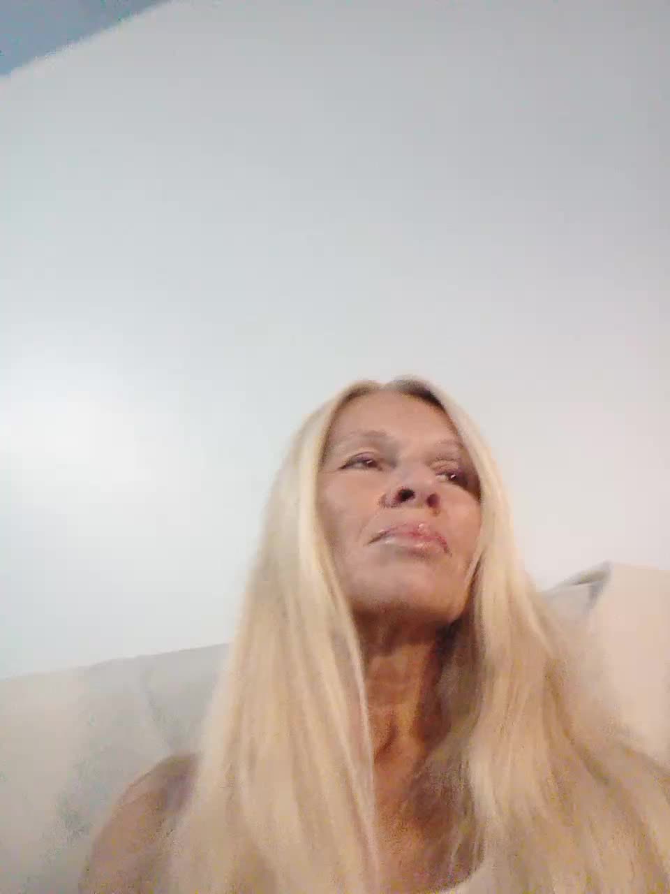 Victoria-sexi Live Sex December 20, 2025