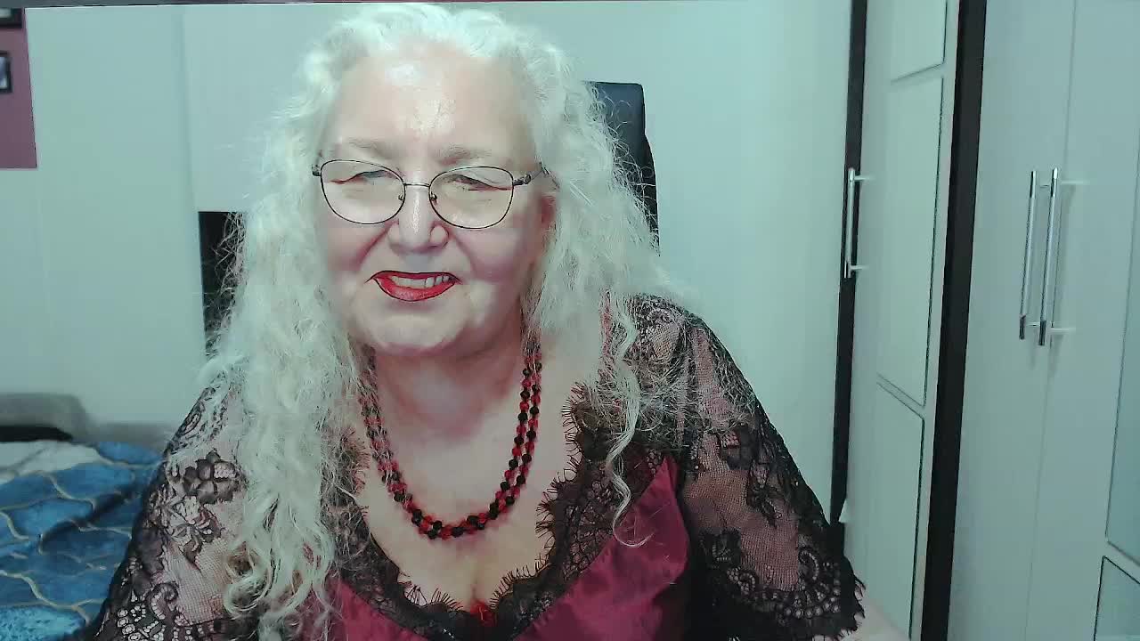 GrannyWants Live Sex December 17, 2025