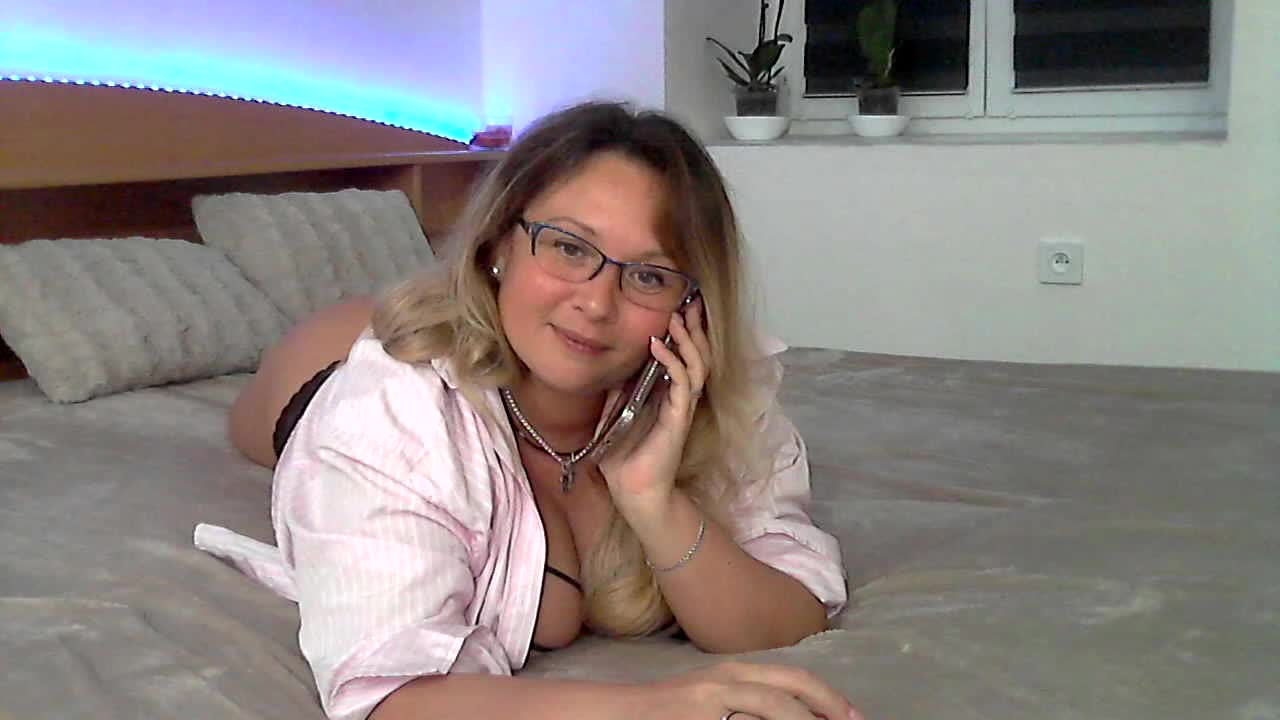 NERVOMOTINA Live Sex December 14, 2025