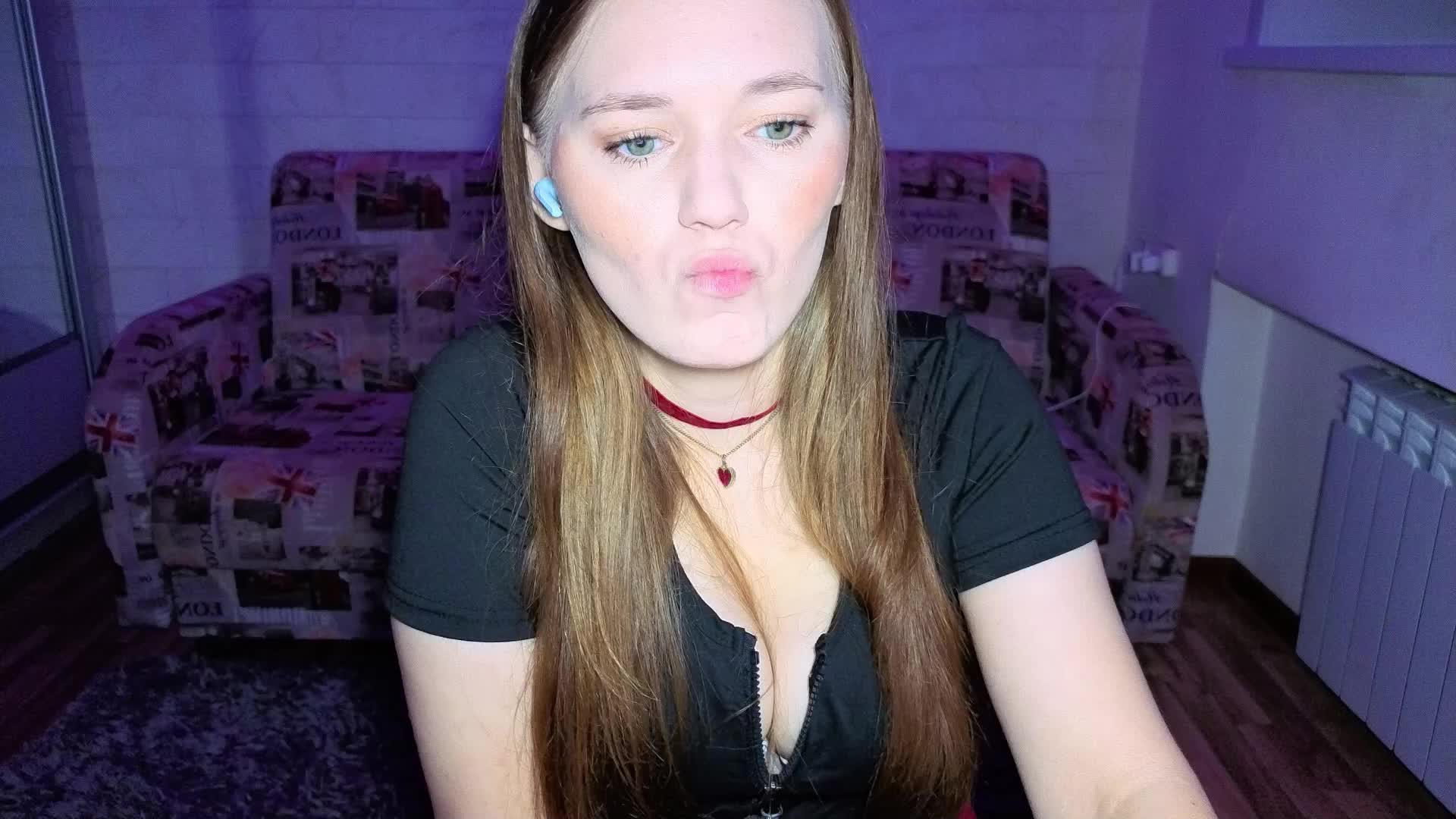 AlisaWyn Live Sex December 14, 2025