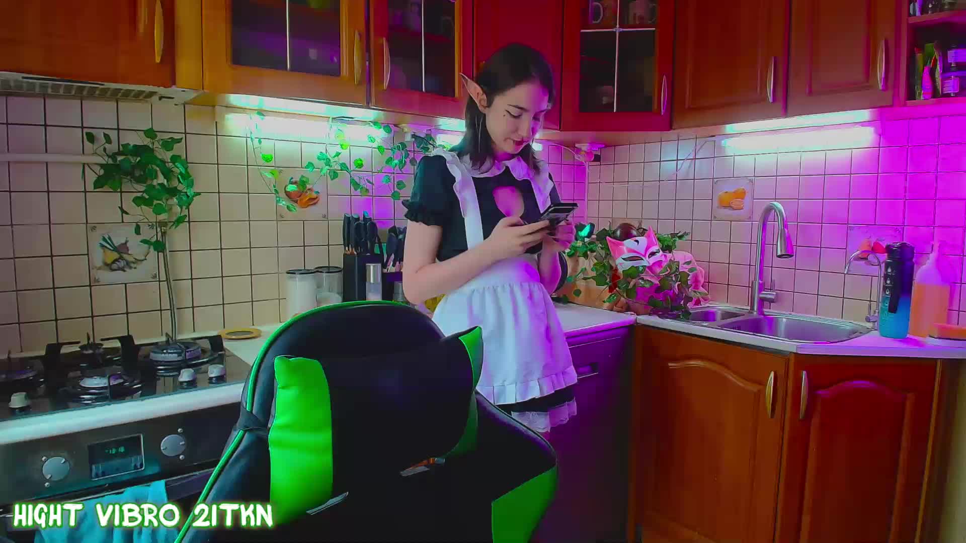 Tricky_Kitsune Live Sex December 17, 2025