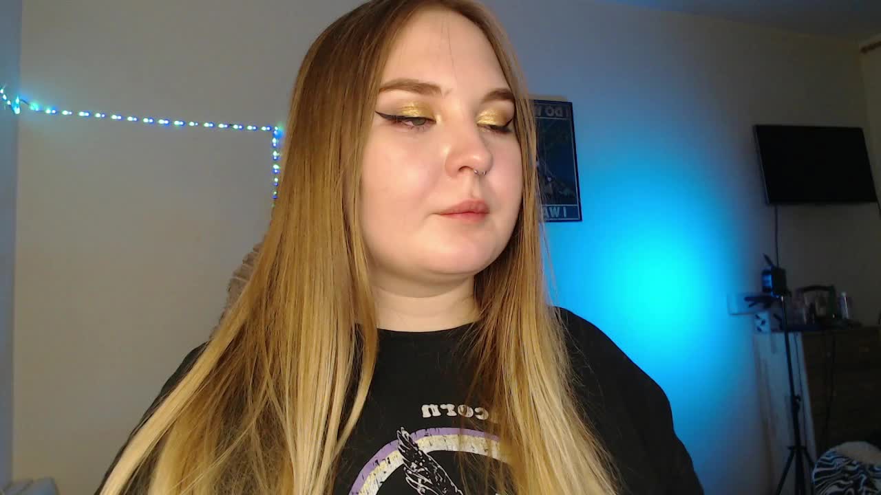 Greeenfriends6969 Live Sex December 13, 2025