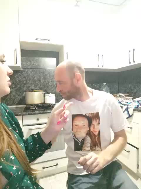 Innokentiy449 Live Sex December 15, 2025