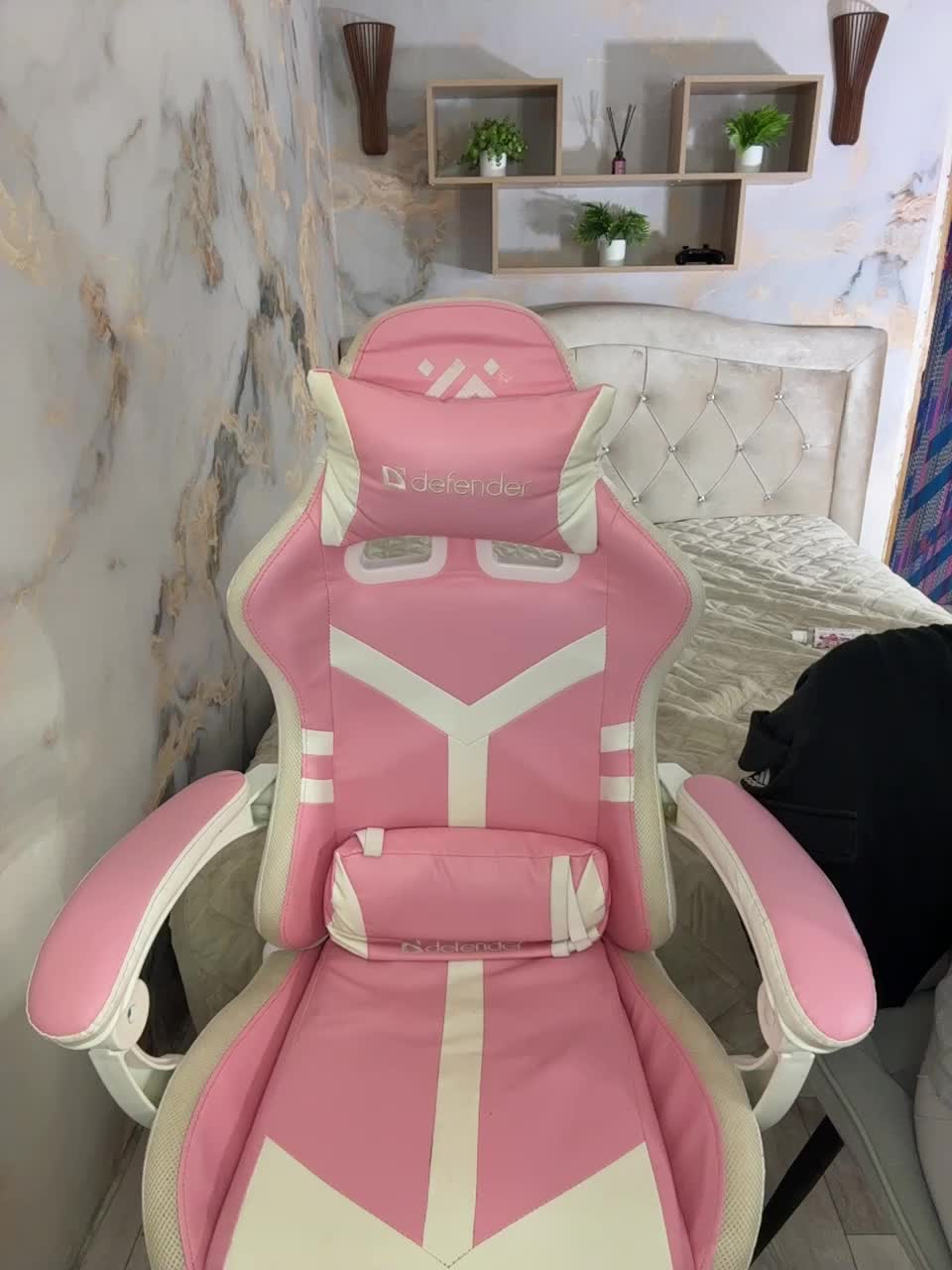 Kristallik-1 Live Sex December 18, 2025