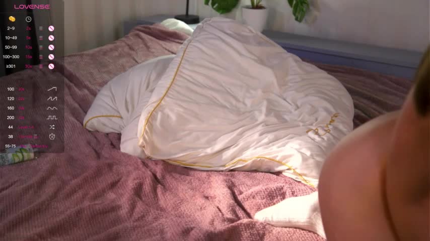 Eva_Golden Live Sex December 19, 2025