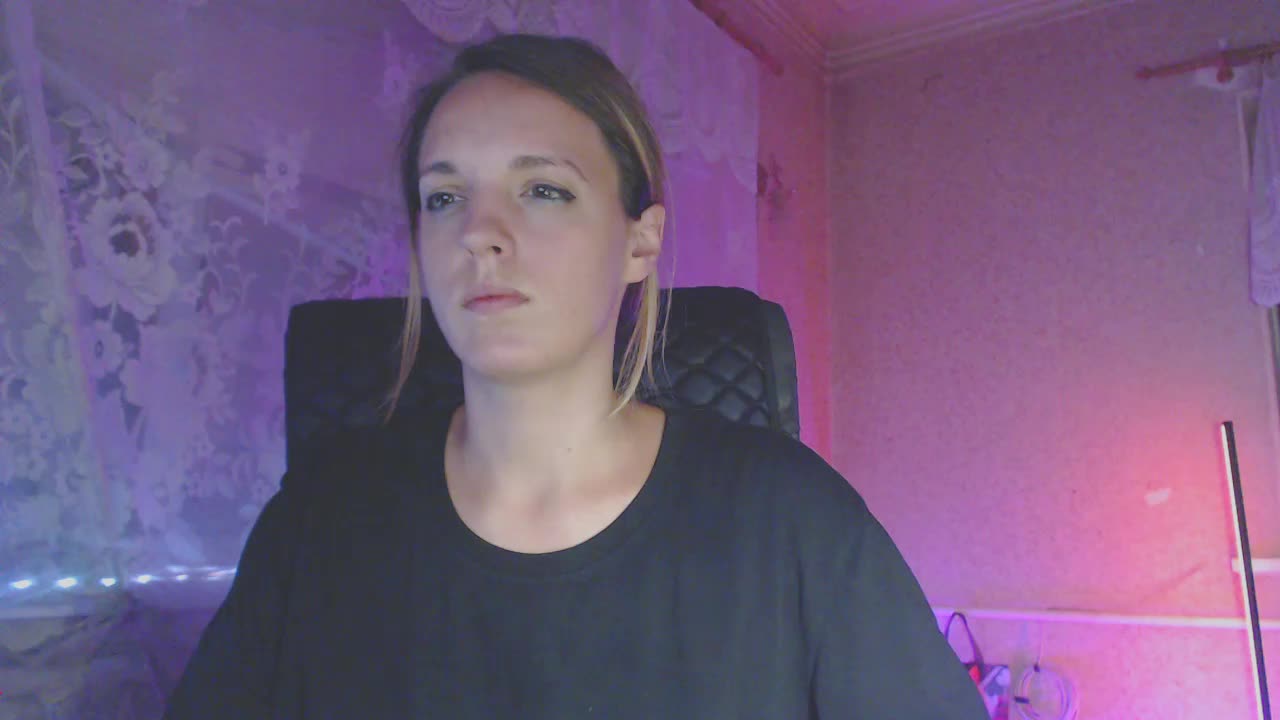 Babymuro4ka Live Sex December 17, 2025