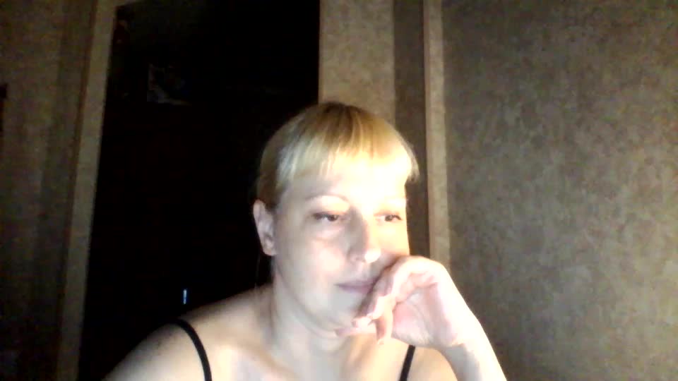 krisss2016 Live Sex December 14, 2025