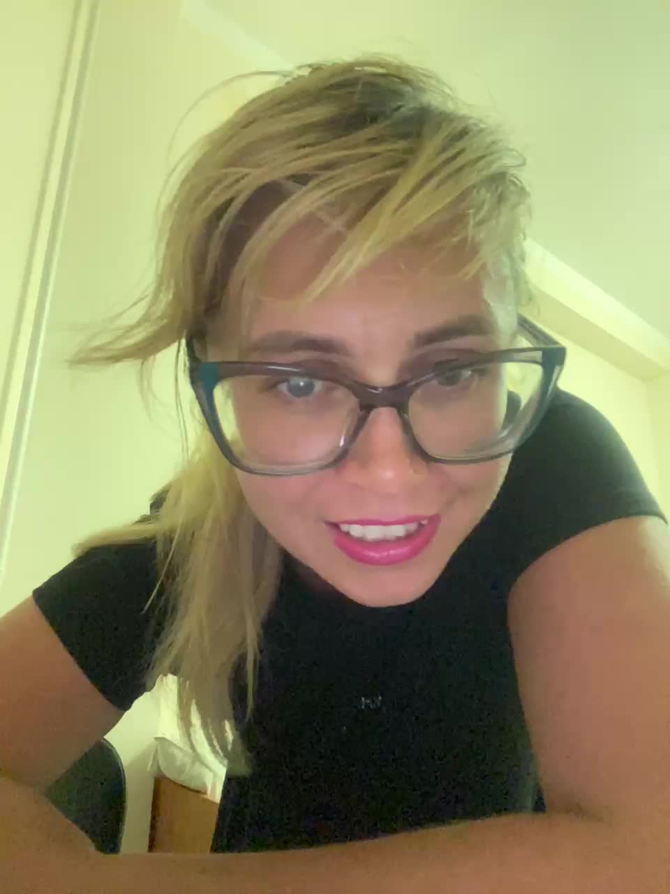 Elegant00Girl Live Sex December 17, 2025