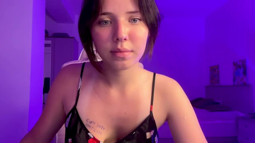 RoxyFloren Live Sex August 23, 2025
