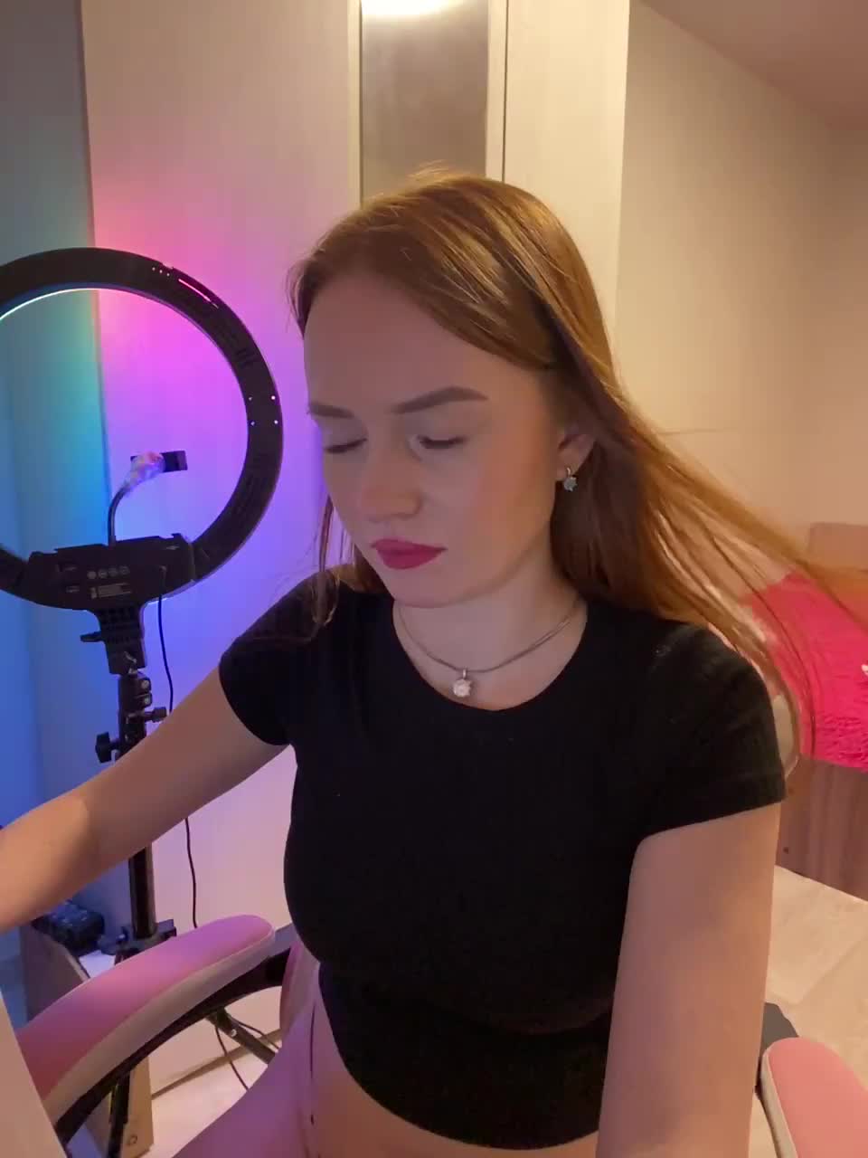 Lisichkina Live Sex December 15, 2025