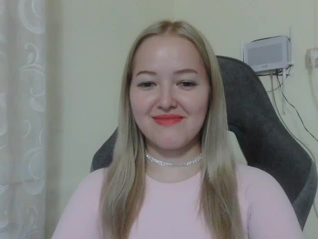 -Sweet-smile- Live Sex December 13, 2025