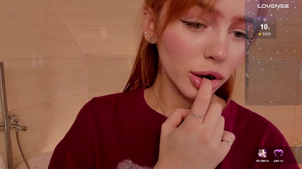 Phoenix_Margo Live Sex December 18, 2025
