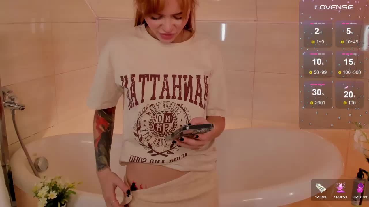 Phoenix_Margo Live Sex December 18, 2025