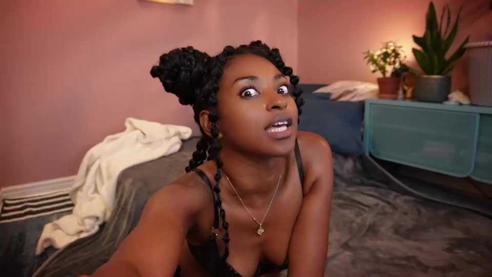 jada_valentine Live Sex December 13, 2025