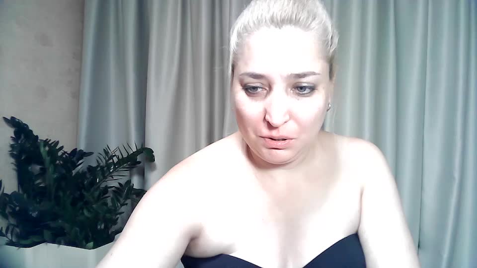 KickaIricka Live Sex December 13, 2025