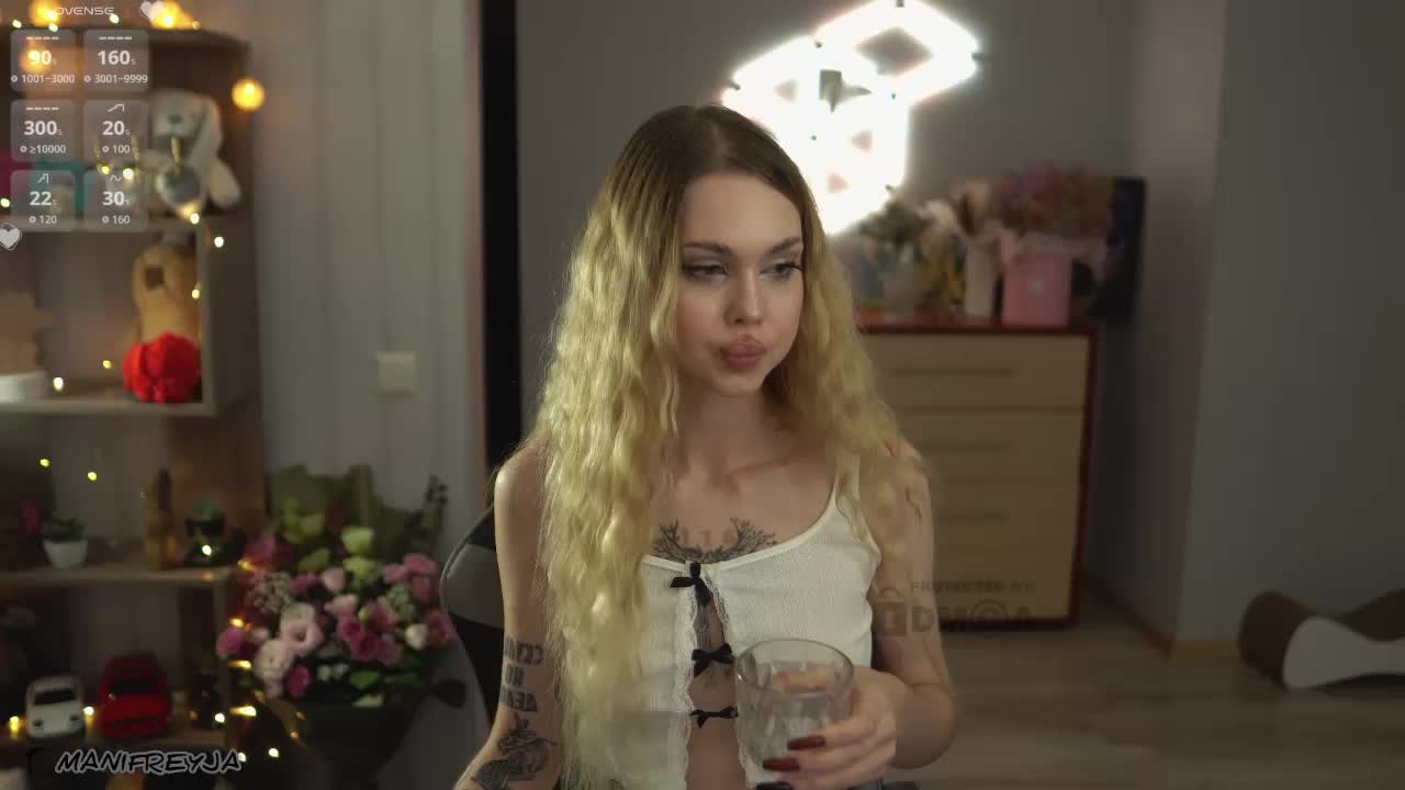 ManiFreyja Live Sex December 15, 2025