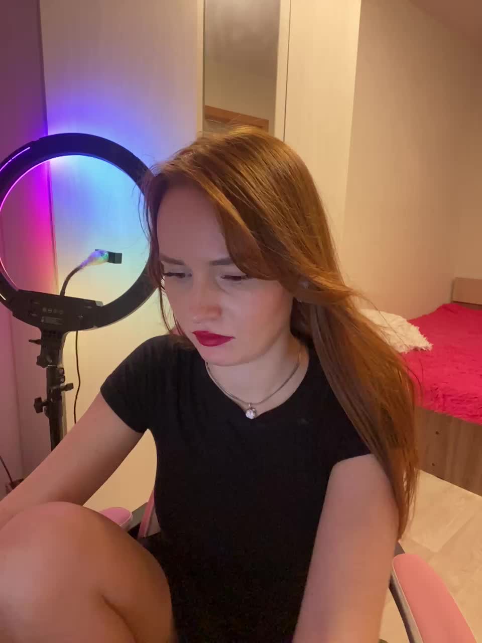 Lisichkina Live Sex December 15, 2025