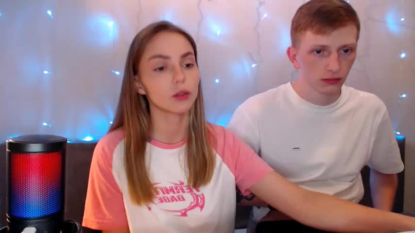 juliaanddima Live Sex December 17, 2025