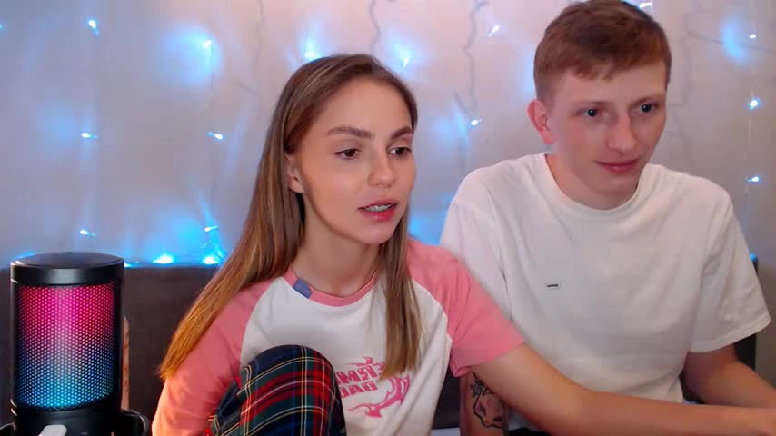 juliaanddima Live Sex December 17, 2025