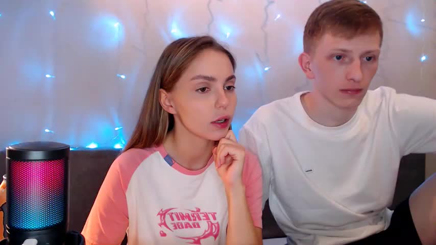juliaanddima Live Sex December 17, 2025